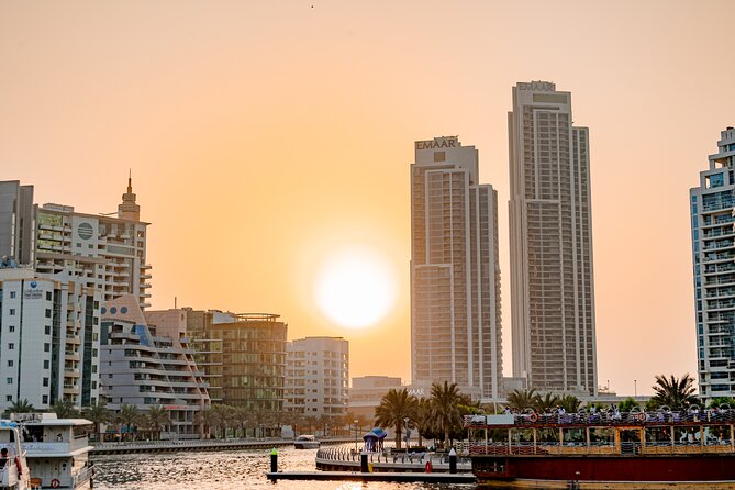 1 HR - Dubai Marina Luxury Yacht Tour - Group Size, Shared Tour Reality, and How to Get a Good Spot