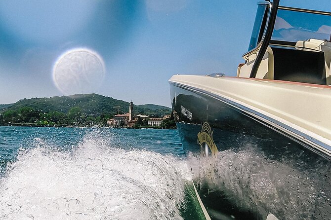 1H Private Cruise Lake Como Tender Yacht Invictus 6 pax - Torno to Blevio: Villa Pliniana ghosts and the Il Sereno stretch