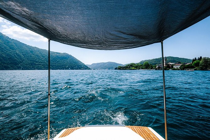 1H Private Cruise Lake Como Tender Yacht Invictus 6 pax - Timing, music, and included drinks: how to protect your hour