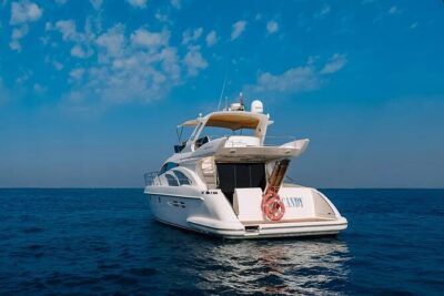 2 hour Private Yacht Tour with Dubai Marina Skyline View - JBR from the water: the easiest skyline photos you’ll get