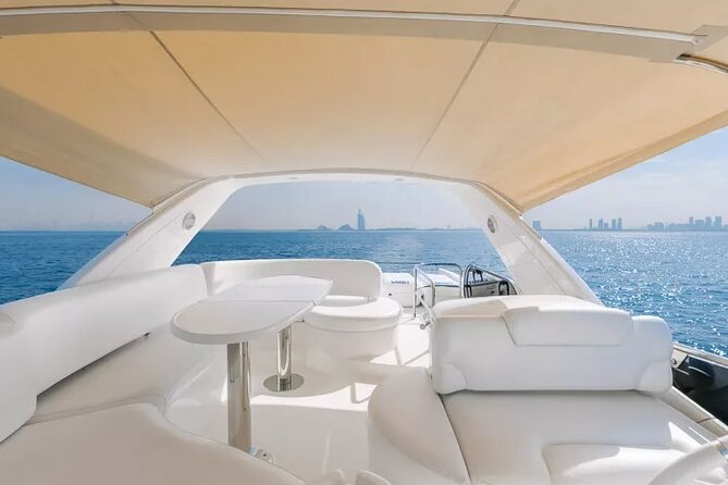 2 hour Private Yacht Tour with Dubai Marina Skyline View - Stop 3: Atlantis, The Palm with a classic 10-minute postcard window