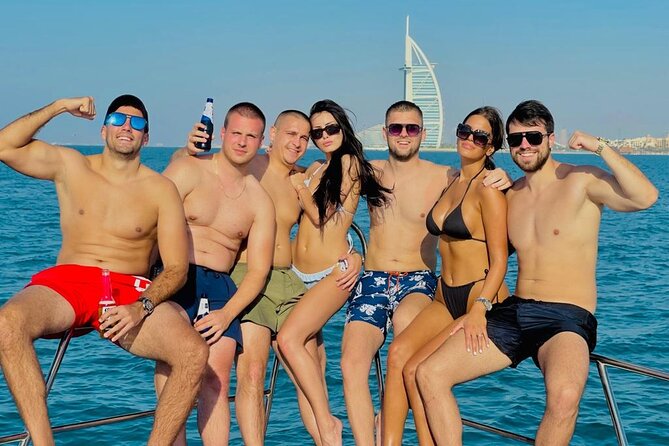 2 Hours Dubai Marina 50ft Private Luxury Yacht Sightseeing Tour - Where you meet and how boarding works (so you don’t stress)