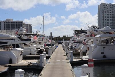 2 to 6 hours Private Yacht Cruise around Fort Lauderdale - 2, 4, or 6 hours: how the pricing really works