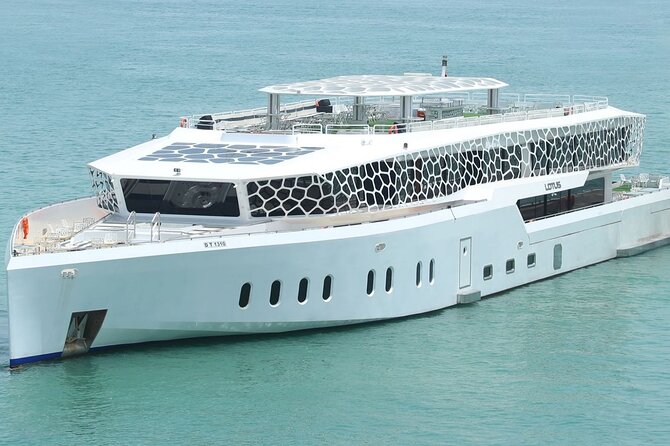 3-Hour Lotus Mega Yacht Dinner Cruise Dubai with Transfers - Getting to LOTUS MEGAYACHT: transfers and meeting point reality