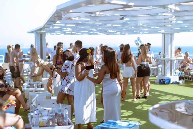 3-Hour Lotus Mega Yacht Dinner Cruise Dubai with Transfers - The route: Bluewaters Island to the Palm, then back through Dubai Marina