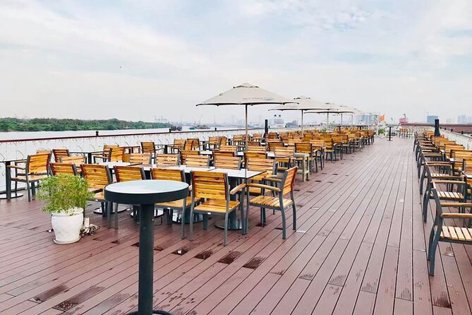 3 Hours Dinner With Luxury Princess Yacht On Sai Gon River - Onboard setup: what “luxury yacht dinner” means for you at night