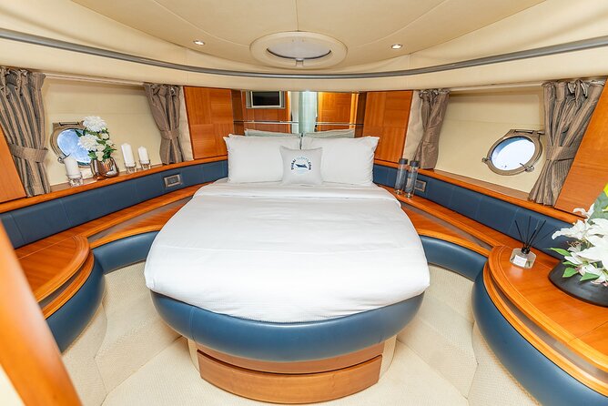 3hr Yacht- Palm Jumeirah with FREE Snacks and 30 Min Seabob - Where you meet and how to be ready fast