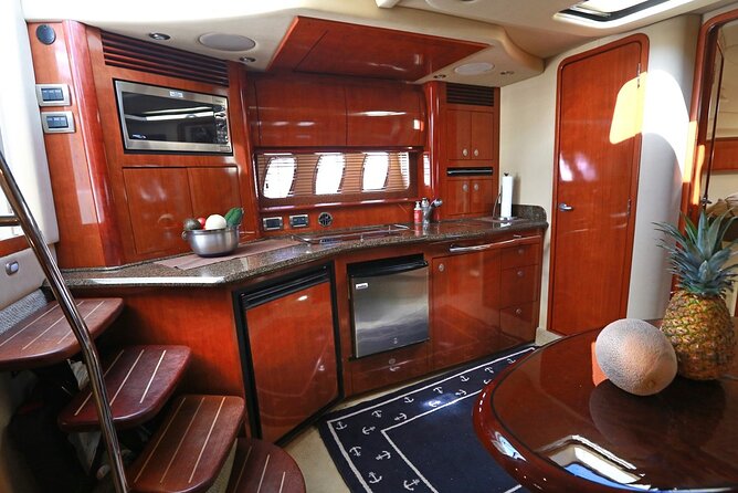 4H private 40' Yacht All-Inclusive in Tulum & Playa del Carmen - The Extra Touches That Make the Day Easier