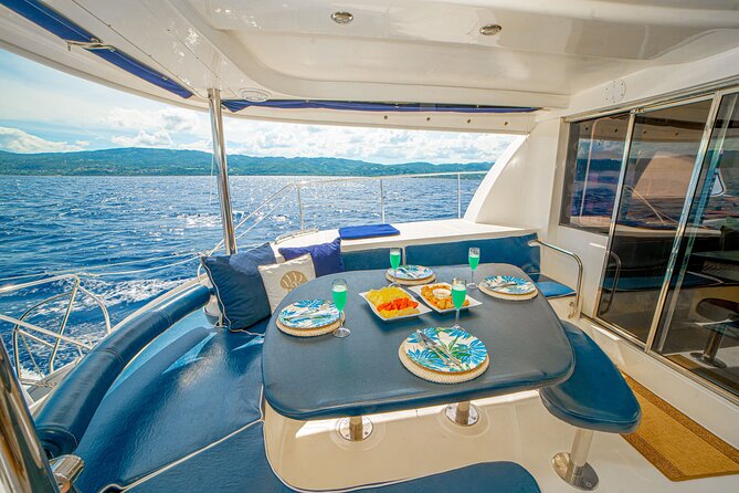 4hr Private Luxury Yacht with Snorkeling, DJ, Bar, Food - Montego Bay Yacht Club: your 4-hour party launch