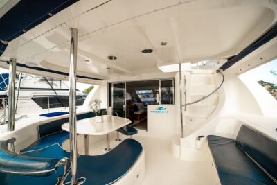 4hr Private Luxury Yacht with Snorkeling, DJ, Bar, Food - Open-bar cocktails and included food: what all-inclusive really means