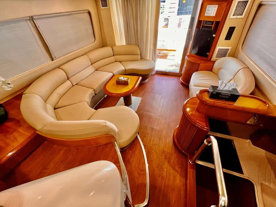 50 feet Private Luxury Yacht Tour In Dubai Marina - What’s included, and the one big thing not included