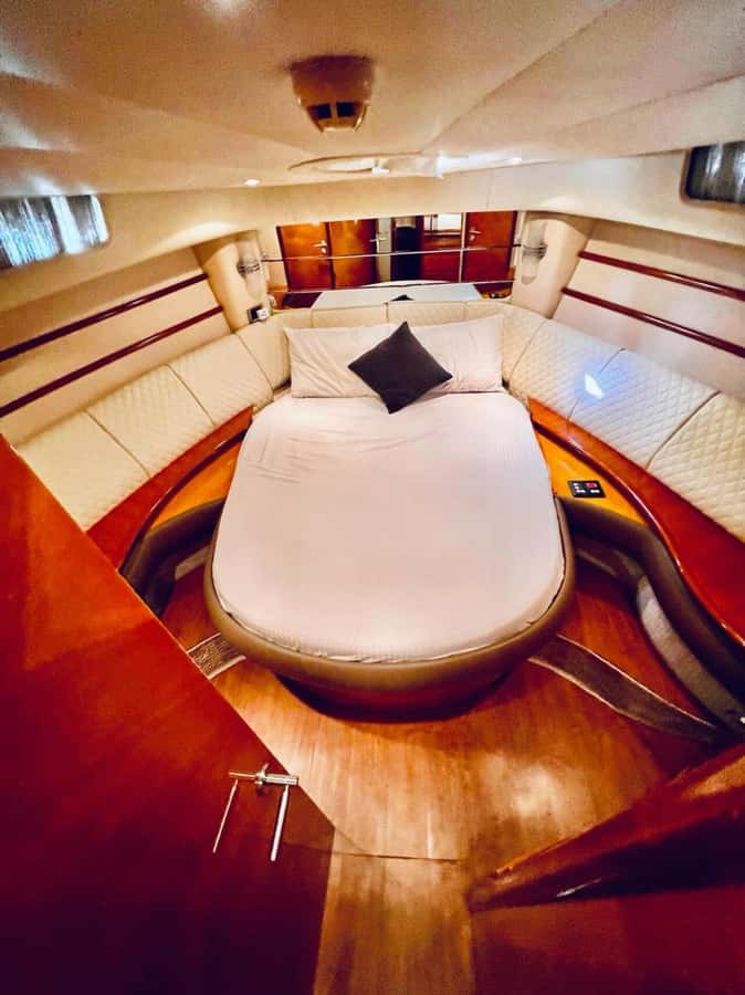 50 feet Private Luxury Yacht Tour In Dubai Marina - Where this yacht tour fits best (and where it doesn’t)