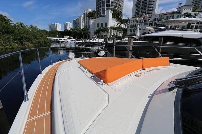 52' Azimut Yacht Charter - Downtown Miami and Brickell: the Finance District from the Water