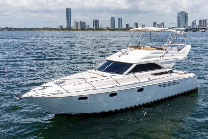 55ft + FREE HOUR Miami Yacht Rental 3 to 6 Hours 13 People - Key Highlights You’ll Actually Care About