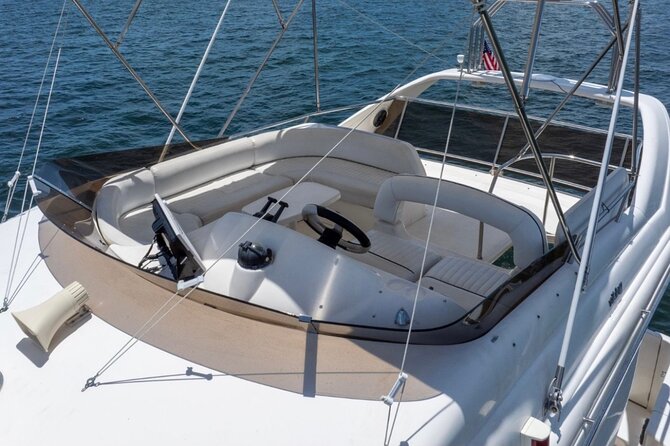 55ft + FREE HOUR Miami Yacht Rental 3 to 6 Hours 13 People - A 55-Foot Private Yacht for Up to 13: The Sweet Spot