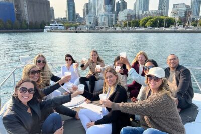 60-Minute Toronto Luxury Yacht Sightseeing Prosecco Cruise! - The 45-Minute Harbour Cruise Loop: Skyline, CN Tower Views, and the Islands