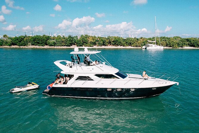 70ft + Free Hour | Miami Yacht Rental | 3 to 8 Hours | 13 ppl - Quick hits before you go
