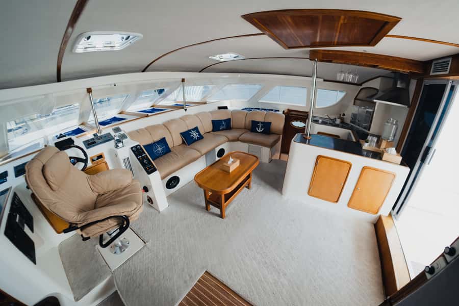Abu Dhabi Yacht Charter: 2hour trip from 10:00AM to 12:00PM - Key highlights at a glance