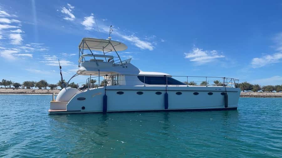Abu Dhabi Yacht Charter: 2hour trip from 10:00AM to 12:00PM - The swim and snorkel time that makes it feel like more than a boat ride