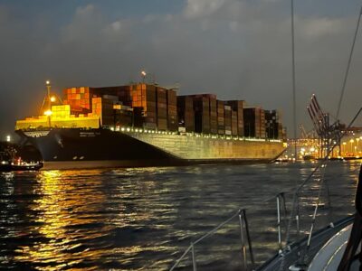 "After Work" - Sailing-Yacht Cruising Event, Hamburg/Elbe - The 42-foot yacht and what $70 covers