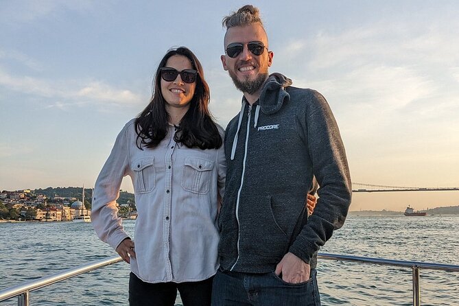Afternoon Bosphorus Cruise Luxury Yacht with Professional Guide - Rumeli Hisari and Anadolu Hisari: fortresses built to control the narrowest point