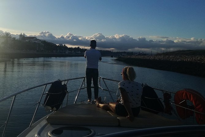 Afternoon yacht charter in lagos with drinks, tapas, paddle boards and kayak - Price and value for up to 8 people in Lagos