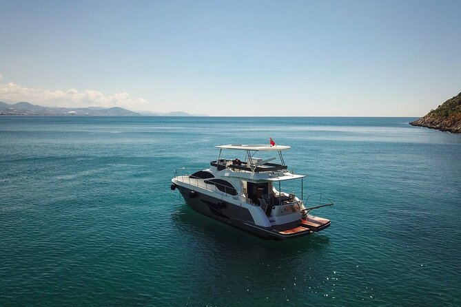 Alanya Private Yacht Tour with Lunch, Soft Beverage & Transfer - Stop-by-stop: Alanya Kalesi, Kleopatra Beach, and Alanya Harbor