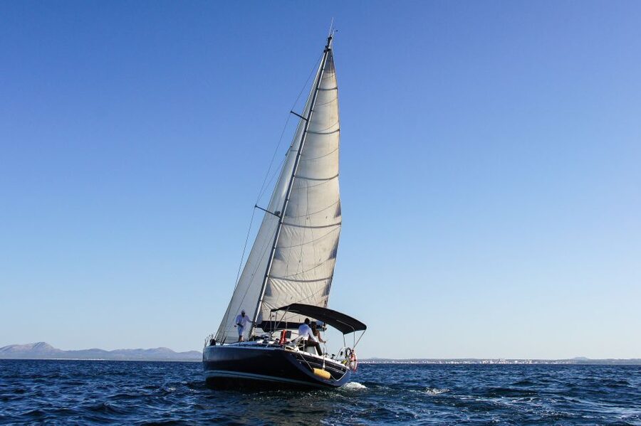 Alcudia: Sailing Yacht Excursion with Wine & Tapas - Where you start matters: Bonaire vs Cocodrilo