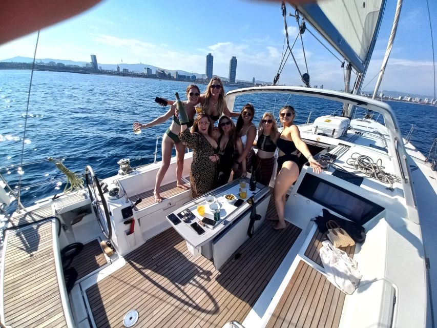 Barcelona: Luxury Private Sunset Yacht Cruise - Why This 2-Hour Private Sunset Cruise Feels Premium