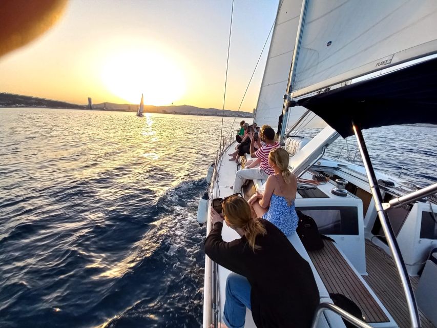 Barcelona: Luxury Private Sunset Yacht Cruise - Sailing Past Maremagnum, Columbus, and Montjuïc Castle