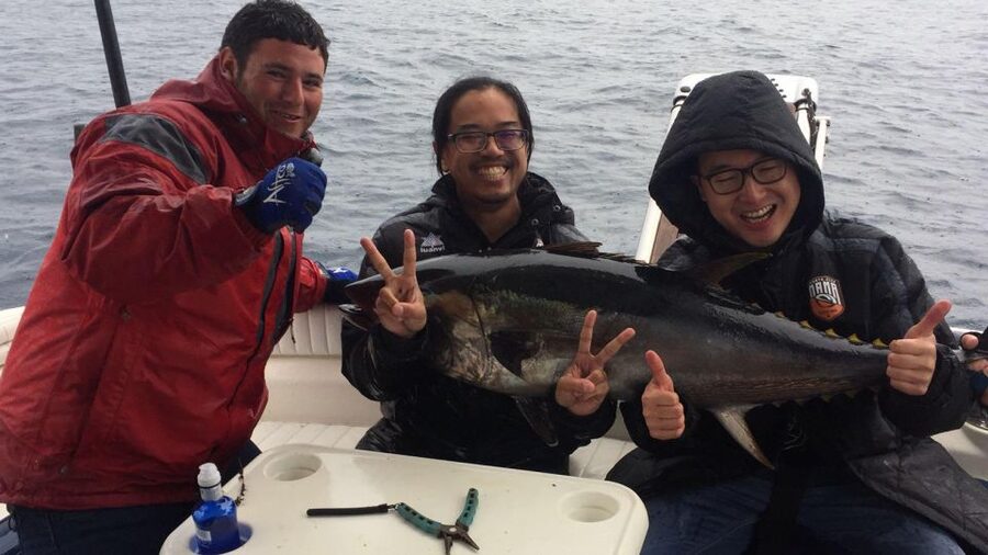 Barcelona: Privat fishing trip in a yacht - Port Balís: where the trip starts and what that means for you