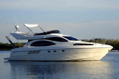 Barcelona Private Luxury Yacht Tour - Where you meet (and why that matters more than you think)