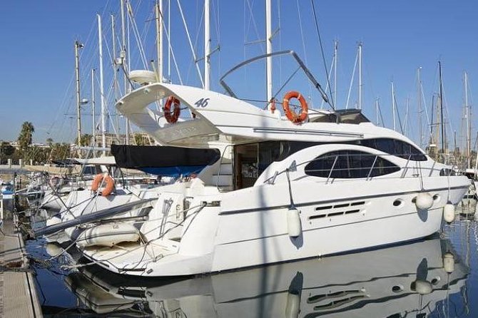 Barcelona Private Luxury Yacht Tour - The route: coastlines, the Catamaran Sensation stop, and multiple skyline passes