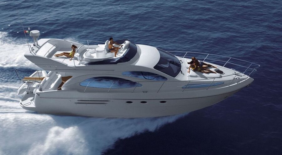 Barcelona: Private Motor Yacht Charter - Who this charter suits best in Barcelona