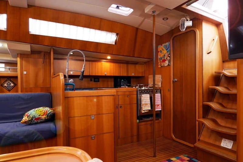 Barcelona: Sunset or Afternoon Yacht Cruise with Drinks - How to Make It Comfortable (Without Overthinking It)