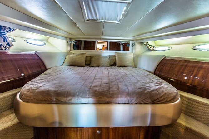 Beautiful SUNDANCER 60ft Private yacht / 18PAX 25P15 - Onboard setup: what you’re given, what you might add