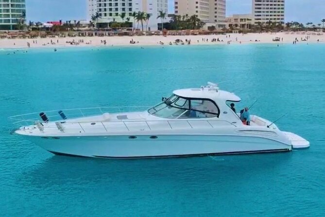 Beautiful SUNDANCER 60ft Private yacht / 18PAX 25P15 - How the day flows: timing, swimming breaks, and staying comfortable