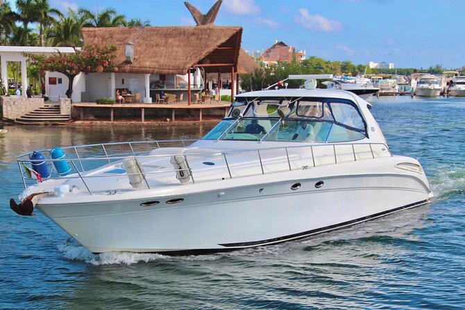 Beautiful SUNDANCER 60ft Private yacht / 18PAX 25P15 - Isla Mujeres vs Cancun Bay: picking the right scenery for your day