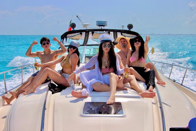Beautiful Yacht SeaRay 48ft / 15PAX 25P16 - Cancun from a 48-foot Sea Ray: what the ride actually feels like