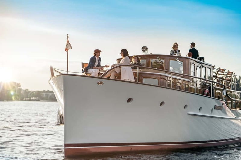Berlin: Boat Sightseeing Tour on Electric Motor Yacht - Key highlights you’ll remember