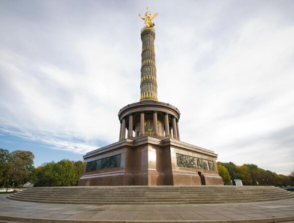 Berlin Boot Sightseeing Tour on Electric Private Yacht - Key things I think you’ll care about