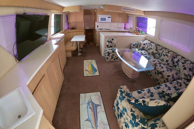 Biggest Luxury Yacht Boat Best in Cancun up to 28 pax - Isla Mujeres and Playa Norte: Snorkel and Anchor Time