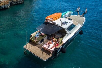 Blue & Green cave tour with yacht from town Hvar - Why the 12-Passenger Limit Changes Your Day