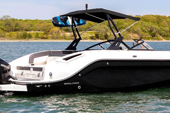 Boat or Yacht Rental in Sag Harbor, The Hamptons, or Monatauk - Logistics That Actually Make the Day Easier