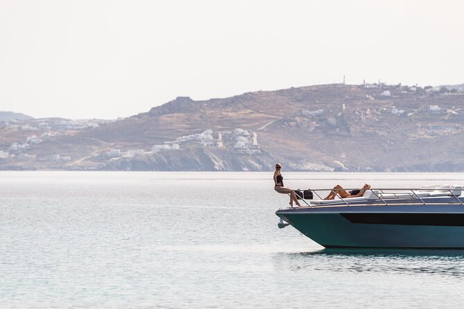 Boat - yacht tours at Mykonos - Snacks, towels, and Wi-Fi: small inclusions that prevent day-stoppers