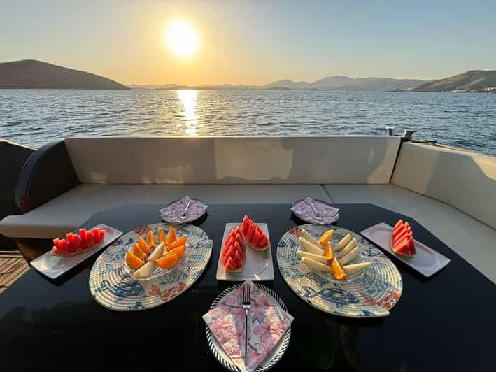 Bodrum: Bodrum Sunset Tour with Jet Black Yacht - Who This Tour Fits Best (and Who Might Prefer Something Else)