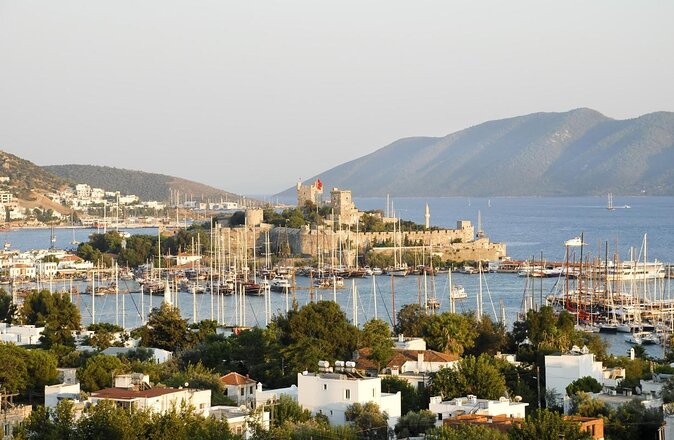 Bodrum Private Motor-Yacht Sunset Tour With Dinner For 3 Hour - Key Highlights You’ll Actually Care About