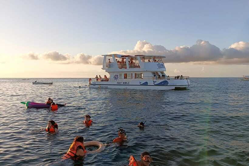 Boracay: Ultimate Party Cruise aboard the Andy World Yacht - Included water toys: what you can use and what to know about swimming rules