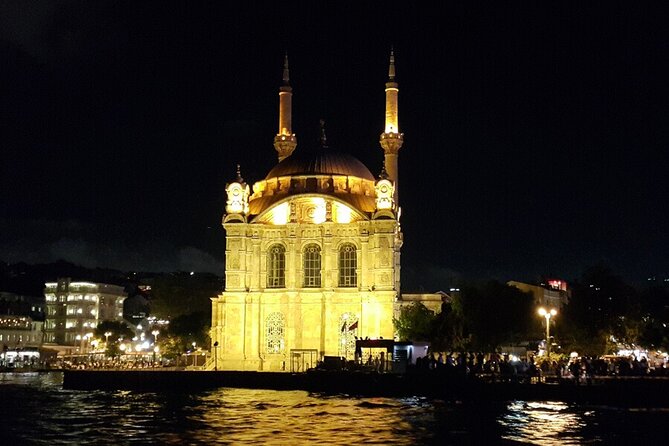 Bosphorus Night Cruise with Luxury Yacht - Istanbul at Night: Why the Bosphorus Is the Star