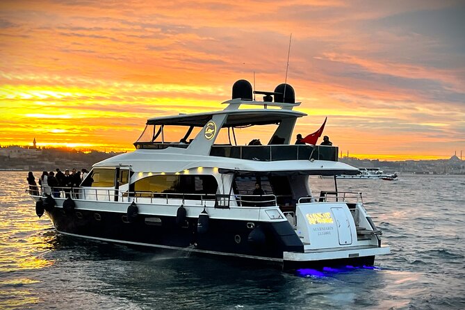 Bosphorus Sunset Yacht Experience: Istanbul’s Best - Why a Bosphorus sunset cruise beats a sightseeing sprint